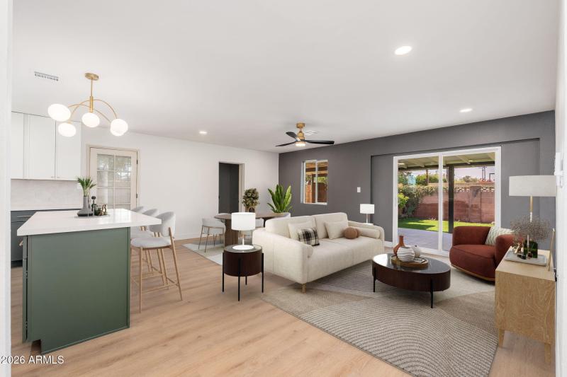 6134 N 9th St - 05 VS