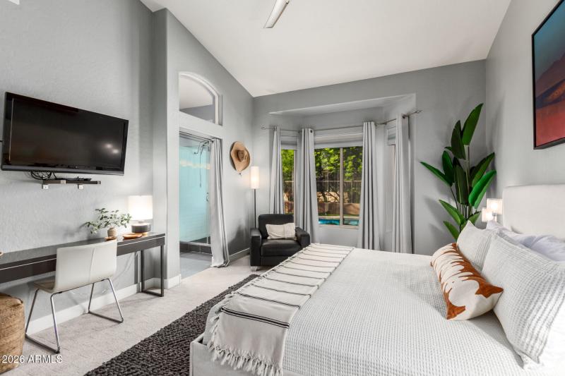 0024-24 - Red Mountain