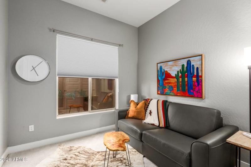 0033-33 - Red Mountain