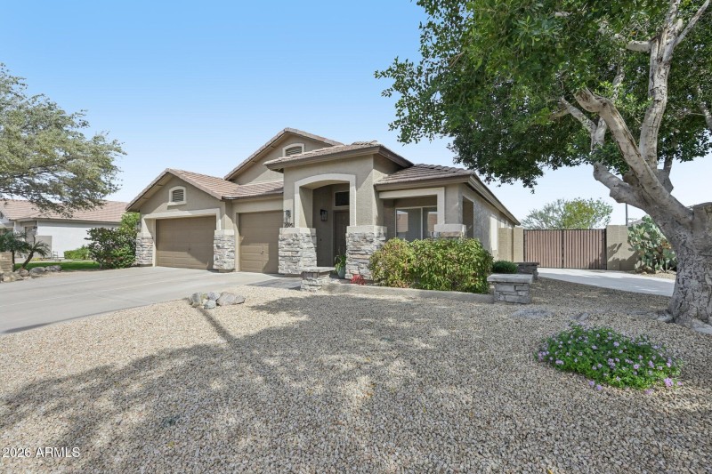 2-web-or-mls-N 79th Dr-S0303-002