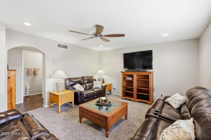 45-web-or-mls-12306 W Palo Verde Dr Litc