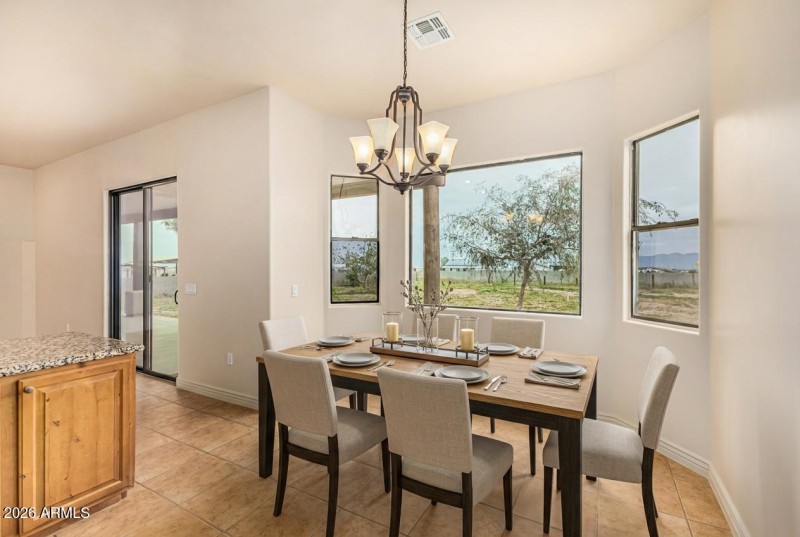 Kitchen Nook Virtually Staged