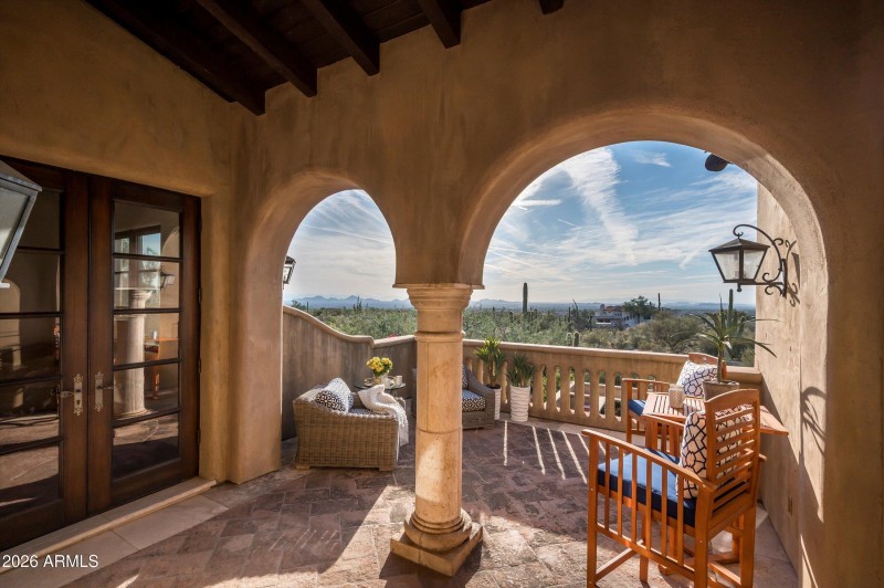 Covered Terrace outside guest suites