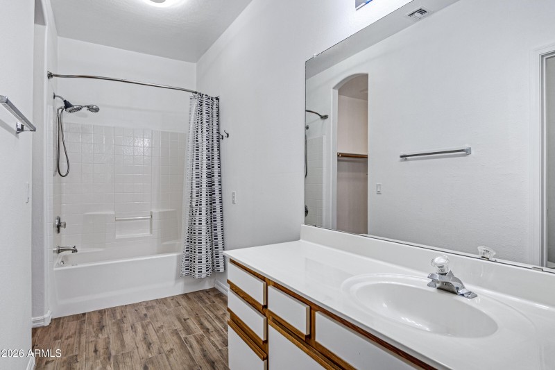 1650 S Crismon Rd #86-19