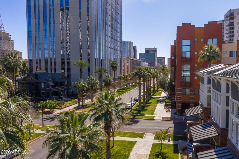 51_804_N_2nd_Ave51_mls