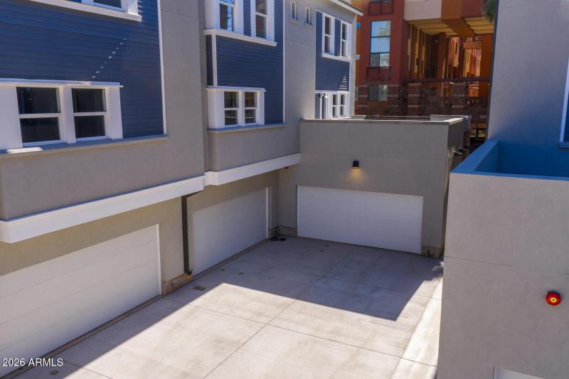 53_804_N_2nd_Ave53_mls