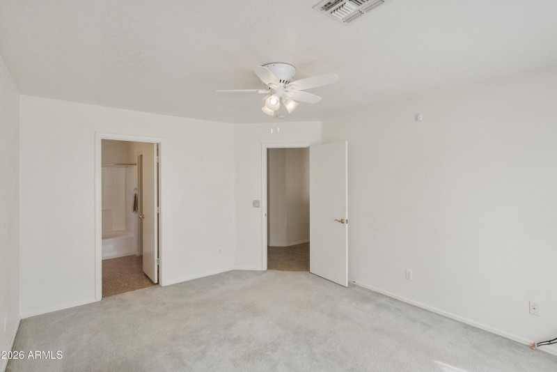 Primary Bedroom e/ensuite