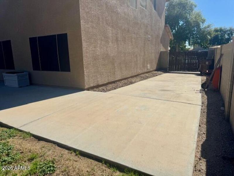 rv gate-extended parking