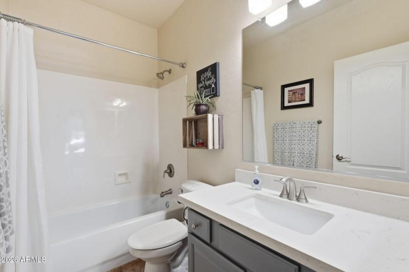 Full Bath – Main Level