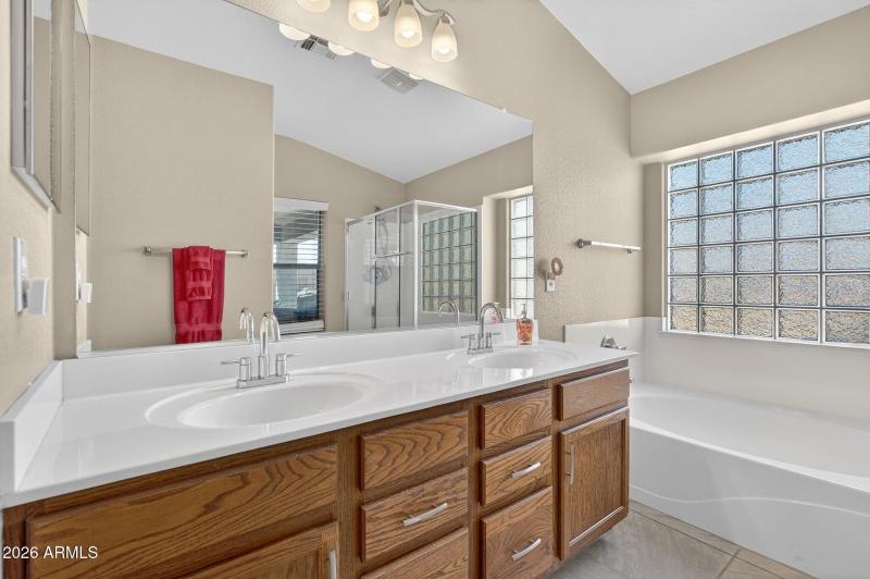 021_28-web-or-mls-63n_mountain_view_rd_9