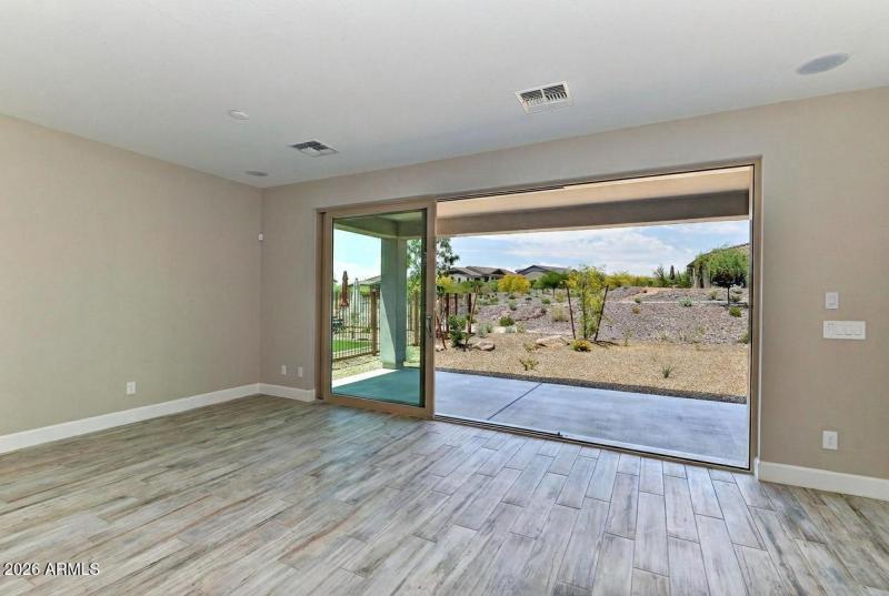 Rolling wall of glass