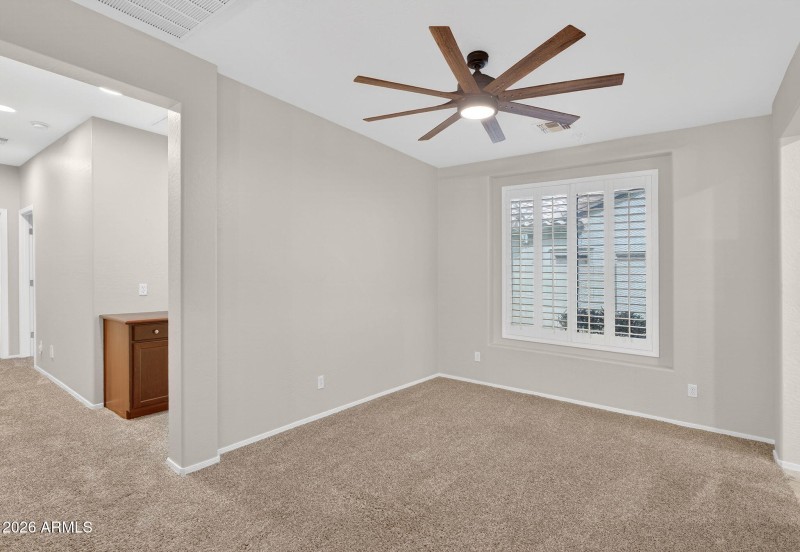 Room for Office or Projects!