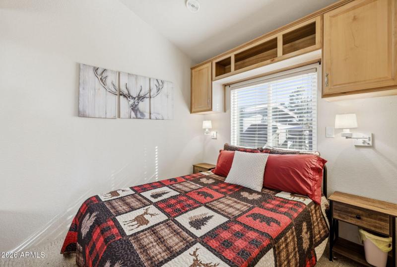 2218RodeoRd-HeberOvergaard-AZ-15