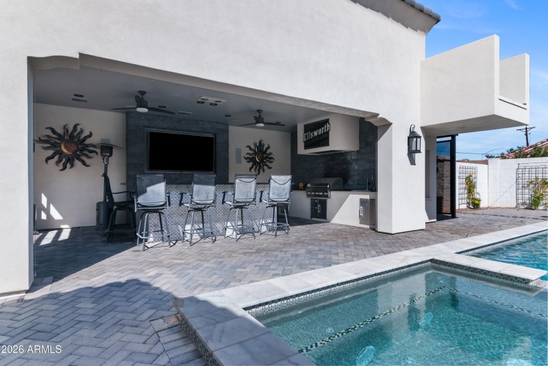 20_3414 e gable cir-20