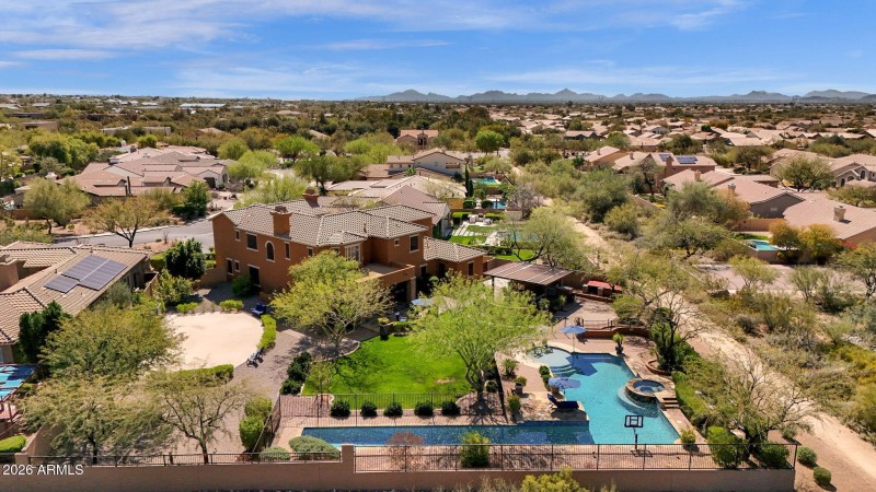 81-web-or-mls-5228-e-barwick-dr