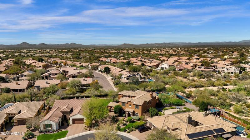 72-web-or-mls-5228-e-barwick-dr