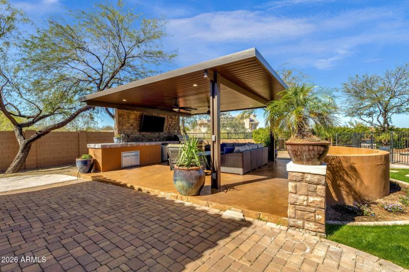 54-web-or-mls-5228-e-barwick-dr