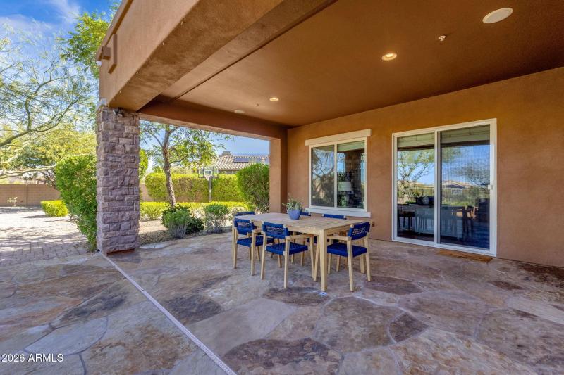 47-web-or-mls-5228-e-barwick-dr