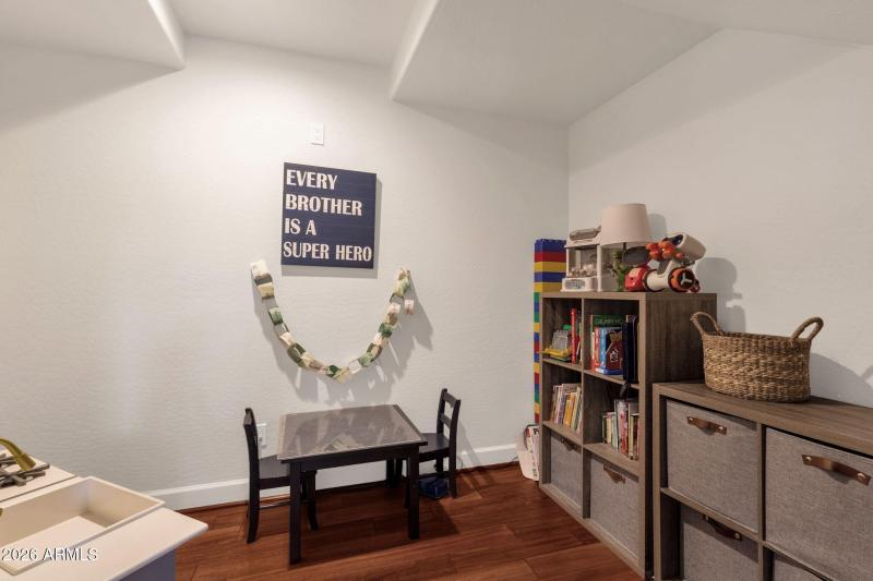 29-web-or-mls-5228-e-barwick-dr