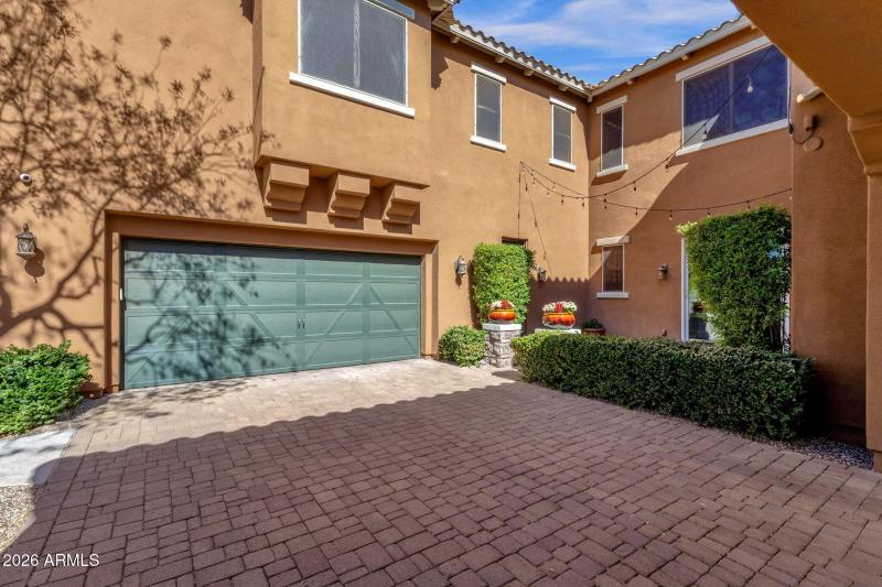 5-web-or-mls-5228-e-barwick-dr