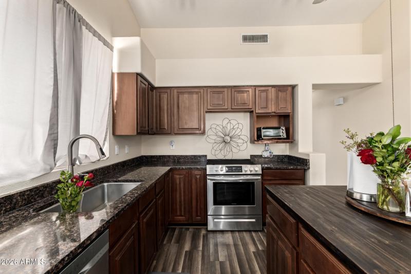 raised panel cabinets