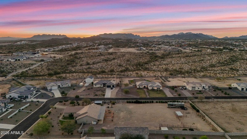 73-web-or-mls-28252-n-quintana-pl