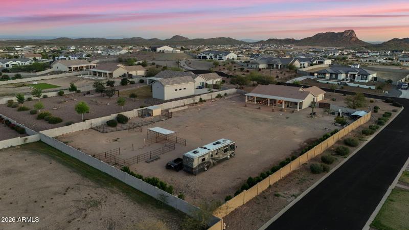 76-web-or-mls-28252-n-quintana-pl