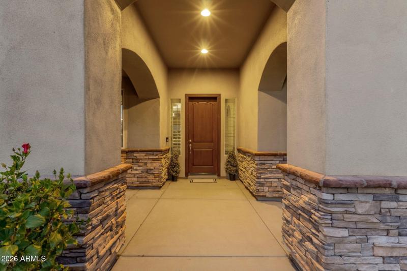 64-web-or-mls-28252-n-quintana-pl