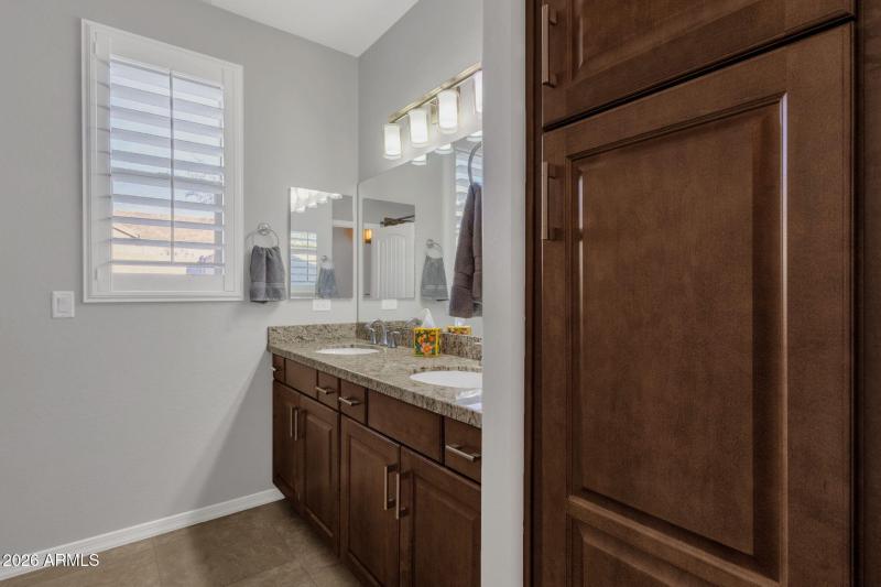 37-web-or-mls-28252-n-quintana-pl