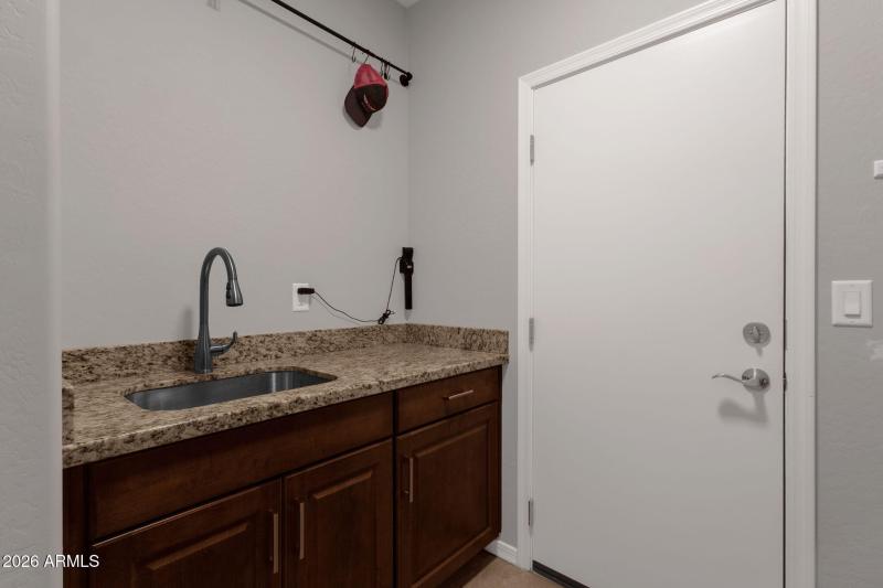 32-web-or-mls-28252-n-quintana-pl