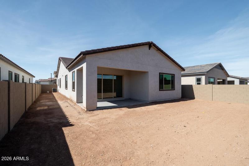 Tri Pointe Waterston Central 64 - Backya