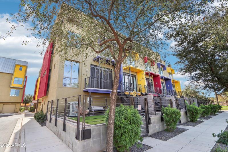 1-web-or-mls-E Ames Pl-S1302-001