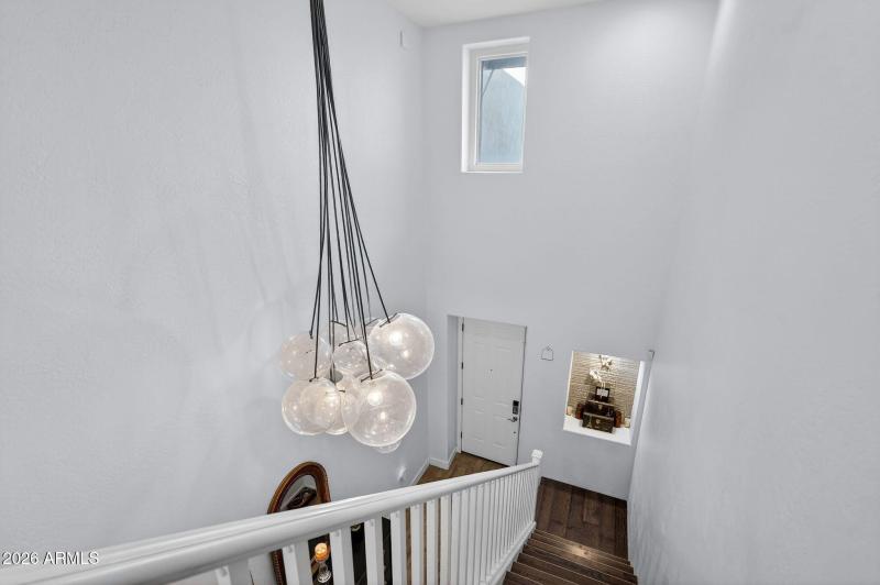 21-web-or-mls-47E Washington St 207