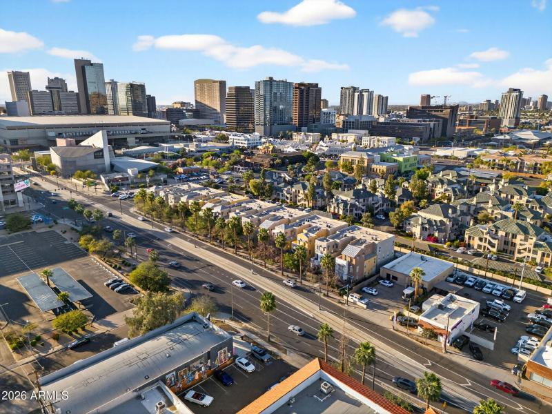 50-web-or-mls-12E Washington St 207