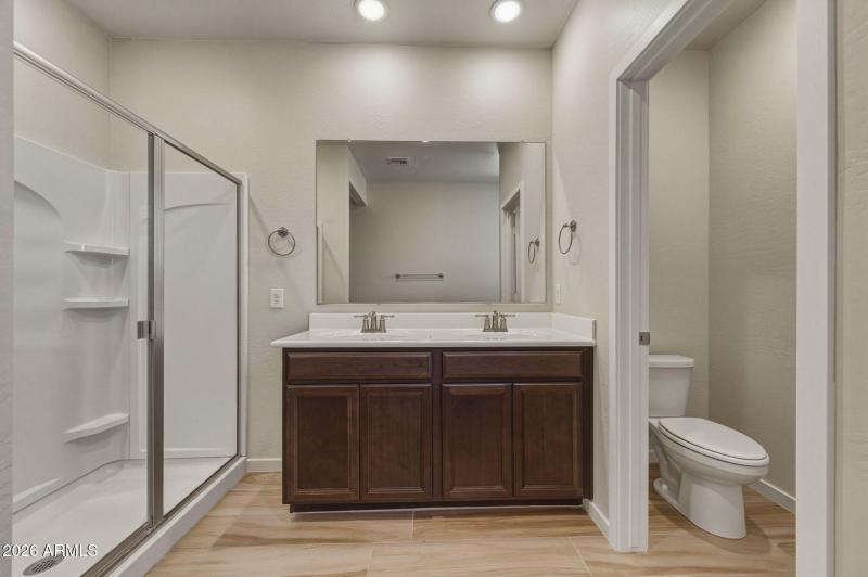 23-web-or-mls-40551 W Jenna Ln-23