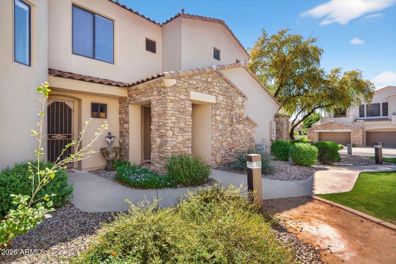 4-web-or-mls-41E Eagle Crest Dr 1108