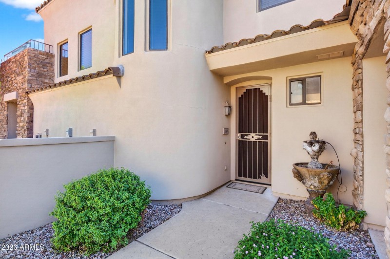 5-web-or-mls-40E Eagle Crest Dr 1108