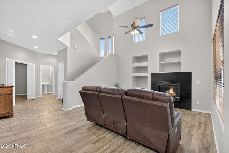 7-web-or-mls-14E Eagle Crest Dr 1108