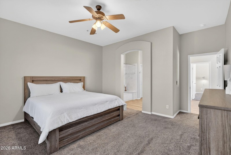 22-web-or-mls-05E Eagle Crest Dr 1108