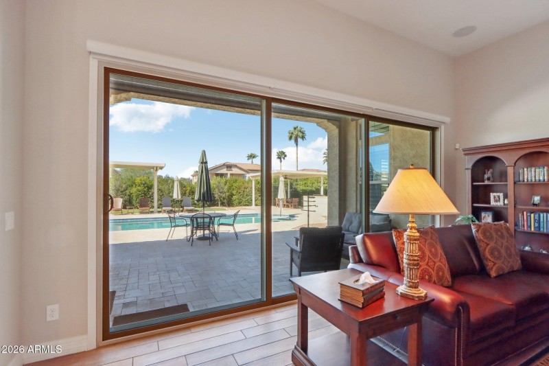 11-web-or-mls-S 188th Pl-S0403-011