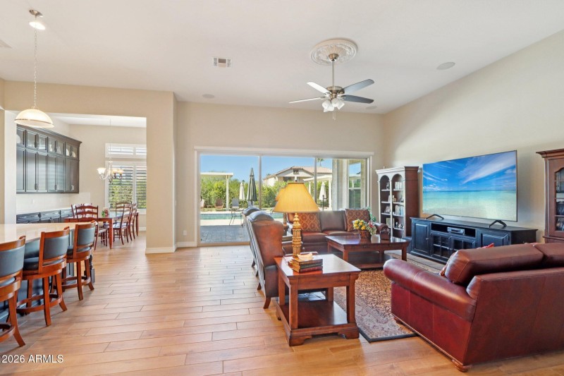 15-web-or-mls-S 188th Pl-S0403-015