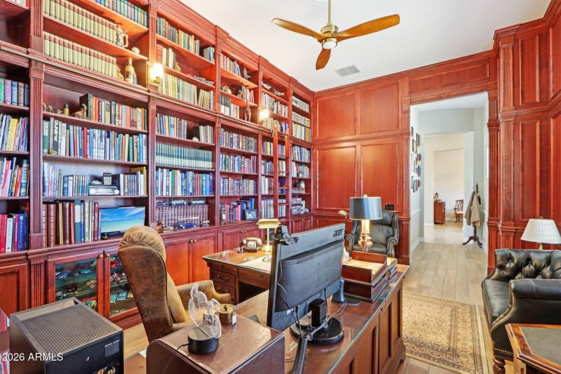 31-web-or-mls-S 188th Pl-S0403-031