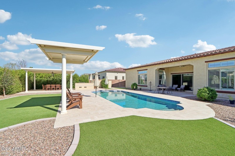 47-web-or-mls-S 188th Pl-S0403-047