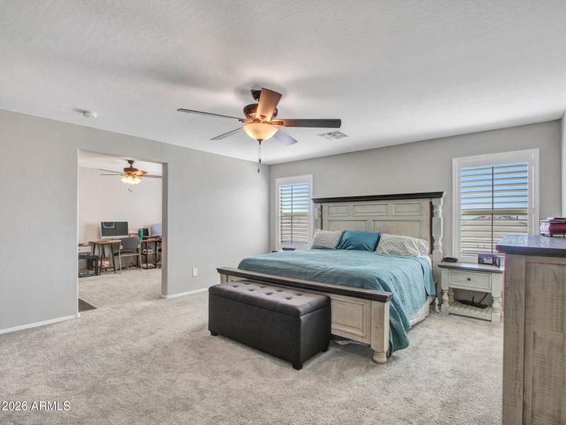 16-Primary-Suite-(2)