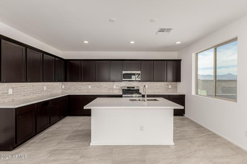 12 - Crescent Moon 46800