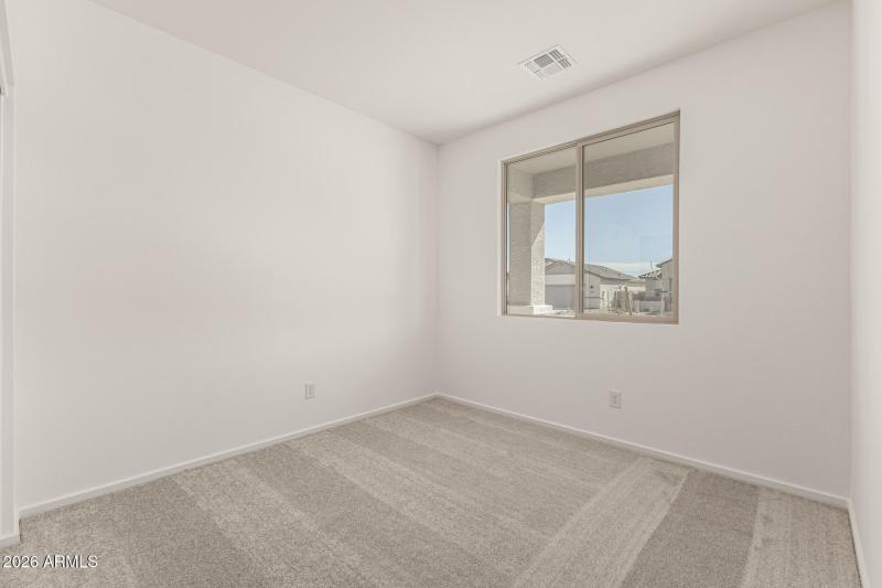 16 - Crescent Moon 46800