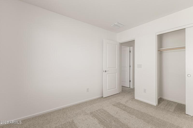 25 - Crescent Moon 46800