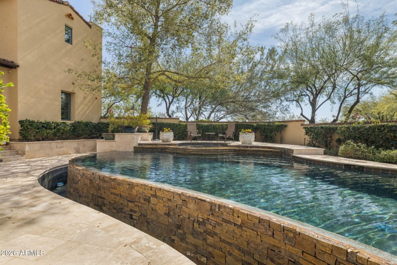 79-web-or-mls-10310-e-sierra-pinta-dr