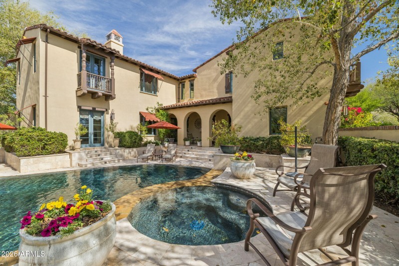 83-web-or-mls-10310-e-sierra-pinta-dr