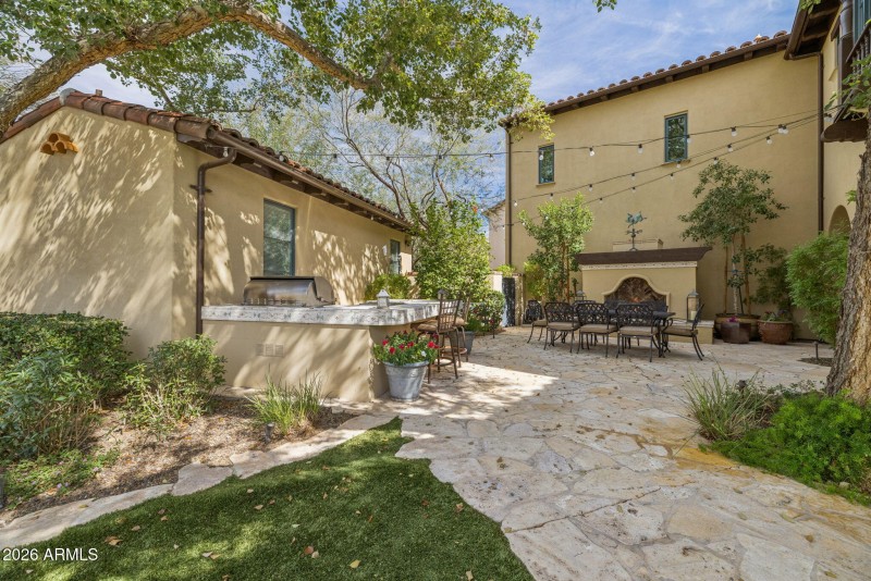 88-web-or-mls-10310-e-sierra-pinta-dr